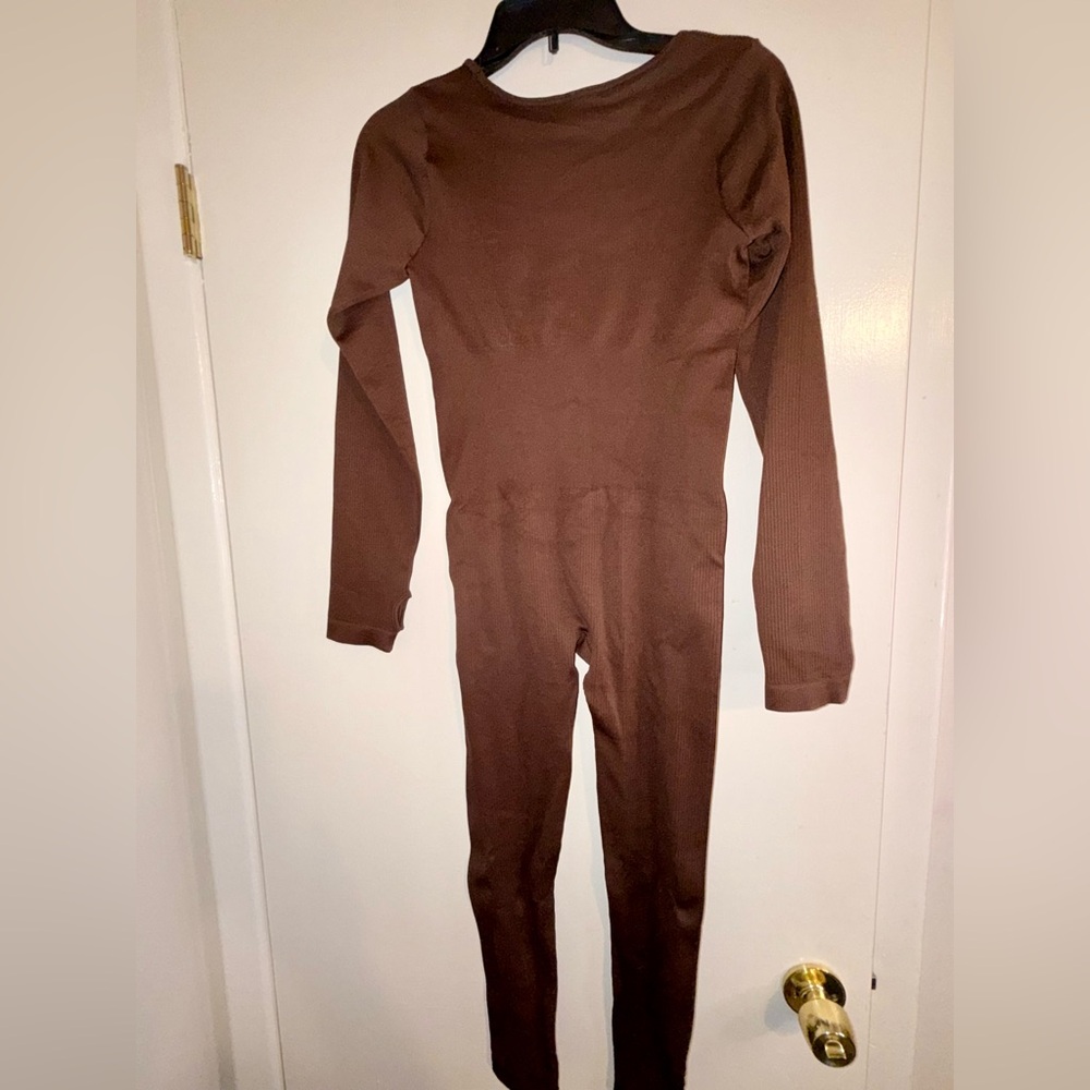 3 Ribbed Compression‎ Jumpsuits - Picture 7 of 15